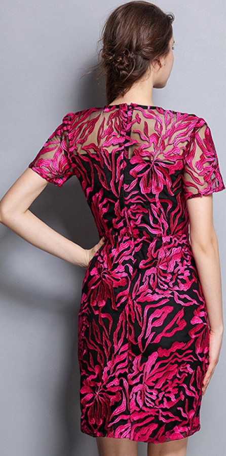 Purpurinė siuvinėta suknelė  L-XL  (VIN1055_1)